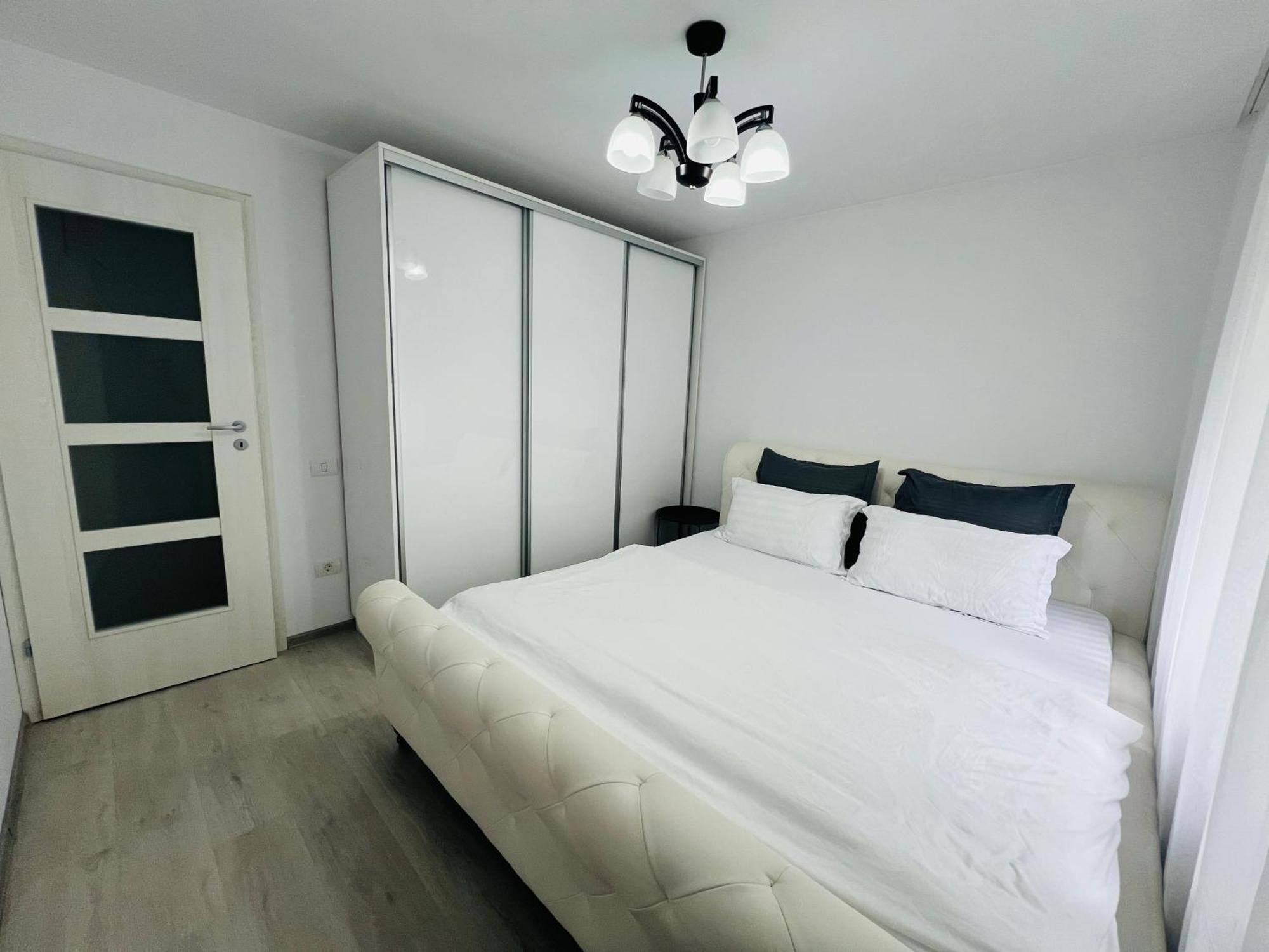 The White Pearl Apartment Oradea Zewnętrze zdjęcie